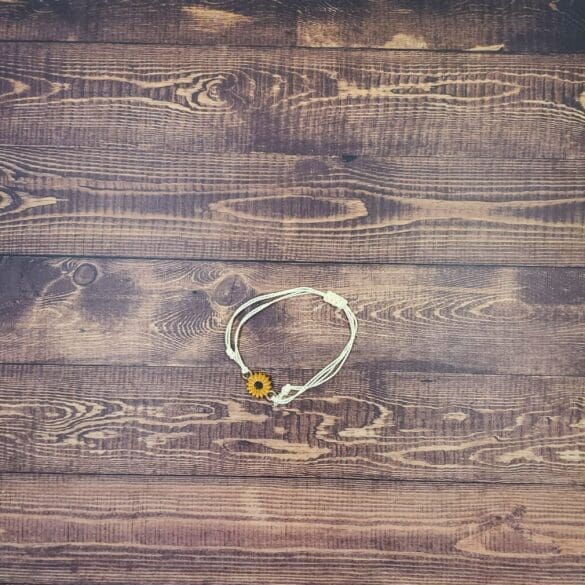 Classic Sunflower Bracelet in Cream